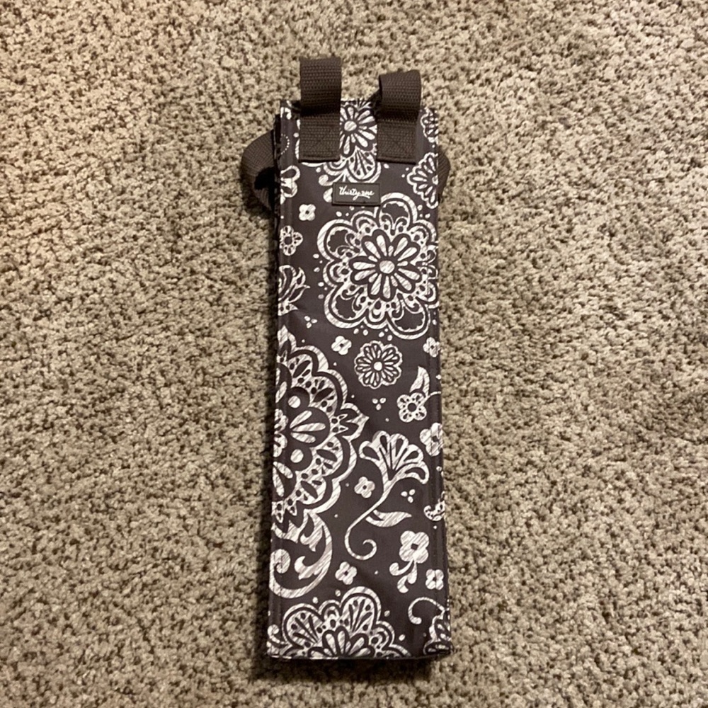 Thirty-One wine holder/case